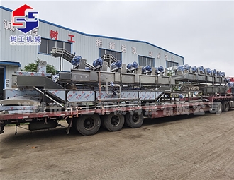 翻轉(zhuǎn)式風(fēng)干機發(fā)貨